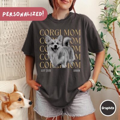 Corgi Mom Sketch Style Custom T-shirt